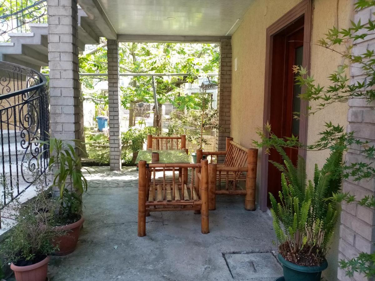 Guest House Agmashenebeli 229 Кобулети Екстериор снимка