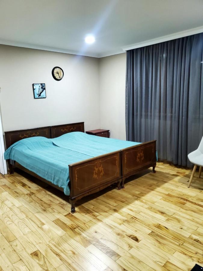 Guest House Agmashenebeli 229 Кобулети Екстериор снимка
