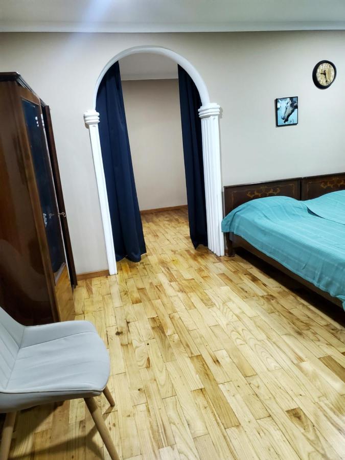 Guest House Agmashenebeli 229 Кобулети Екстериор снимка
