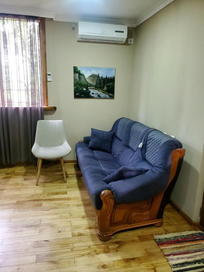 Guest House Agmashenebeli 229 Кобулети Екстериор снимка