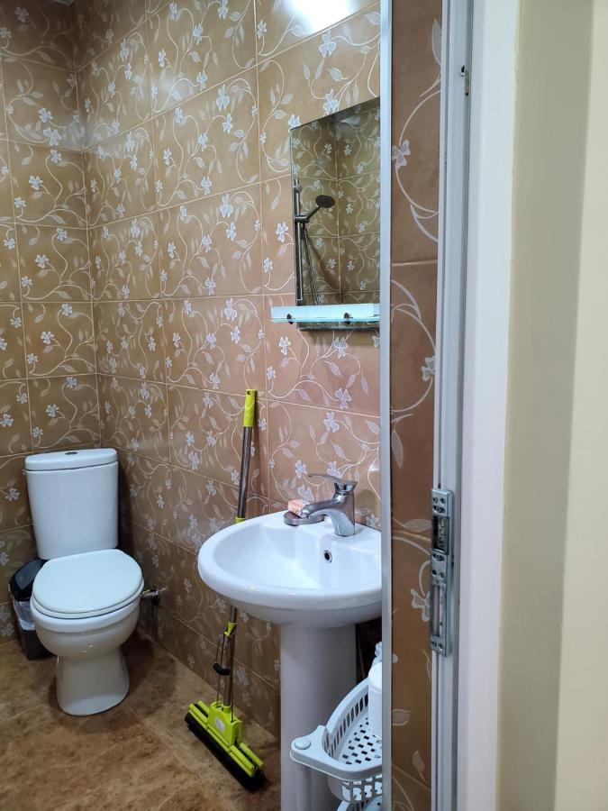 Guest House Agmashenebeli 229 Кобулети Екстериор снимка